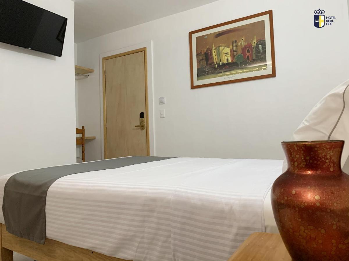 גואדלחארה Hotel Real Gdl מראה חיצוני תמונה