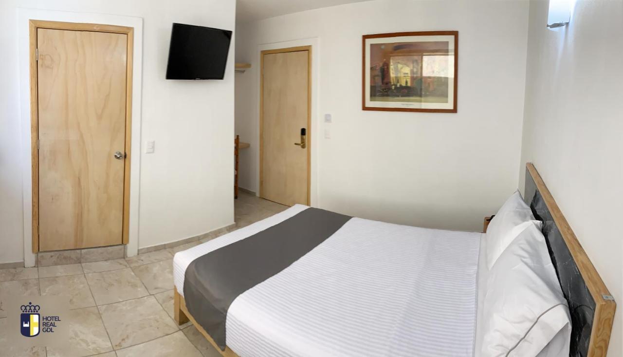 גואדלחארה Hotel Real Gdl מראה חיצוני תמונה