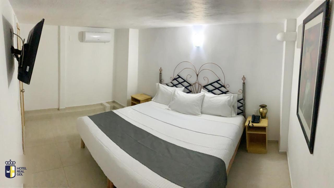 גואדלחארה Hotel Real Gdl מראה חיצוני תמונה