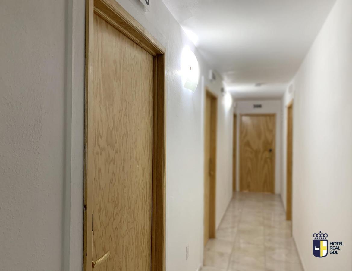 גואדלחארה Hotel Real Gdl מראה חיצוני תמונה